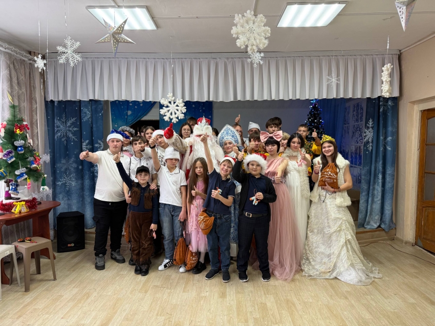 ​Вера в чудо: 1200 забайкальских ребят из социальных центров встретят праздник с Дедом Морозом